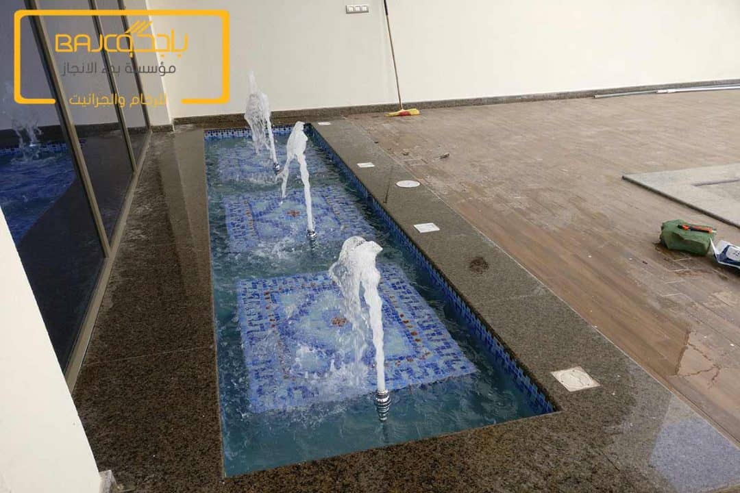 تنفيذ نافورة خارجية مع شلال ستارة في المخرج 2
